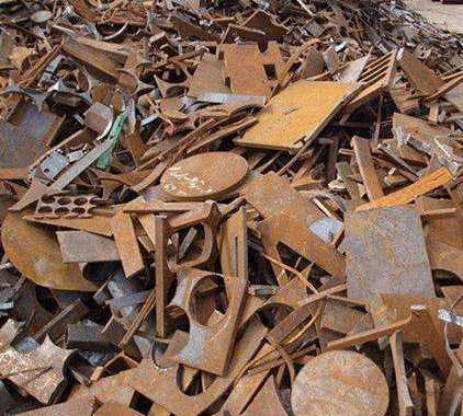 废铁回收