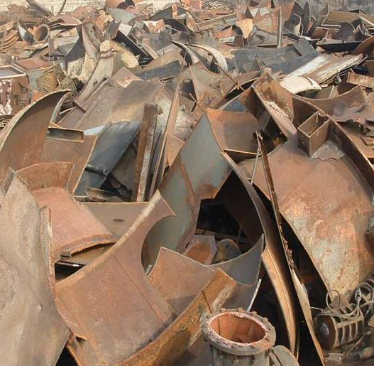 废铁回收